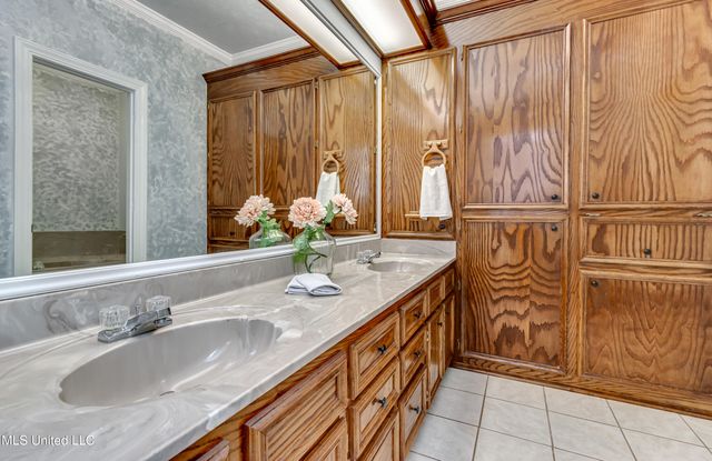 222 Cherry Drive, Brandon, MS 39042