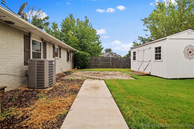 602 Rosewood Court, Claremore, OK 74017