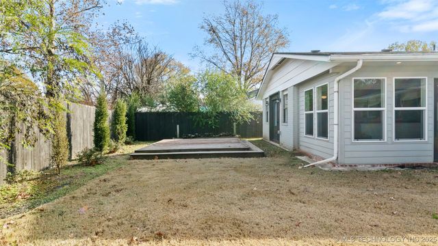 602 Rosewood Court, Claremore, OK 74017