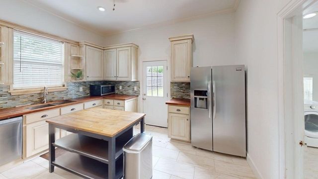 4523 Sycamore Street, Dallas, TX 75204