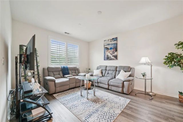 3160 E Yountville Drive 10, Ontario, CA 91761