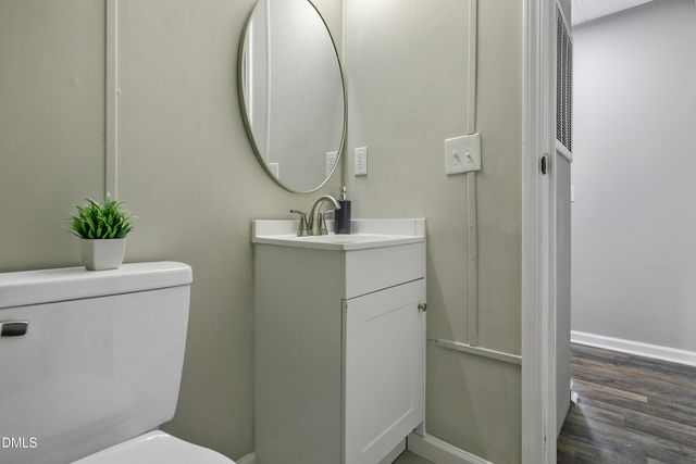 5444 Gilcrest Sands Drive, Hope Mills, NC 28348