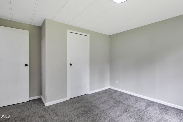 5444 Gilcrest Sands Drive, Hope Mills, NC 28348