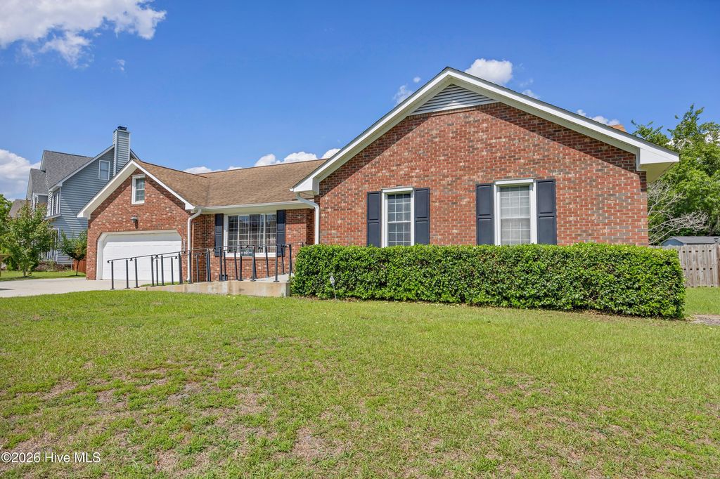 3601 Amber Drive, Wilmington, NC 28409