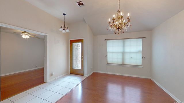 19534 Clay Oak, San Antonio, TX 78258