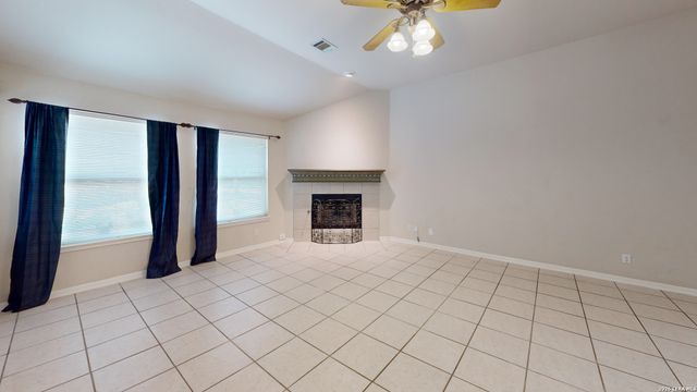 19534 Clay Oak, San Antonio, TX 78258