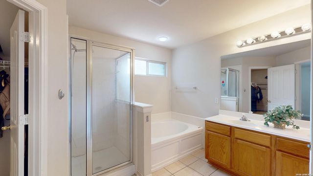 19534 Clay Oak, San Antonio, TX 78258