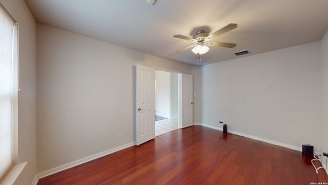 19534 Clay Oak, San Antonio, TX 78258