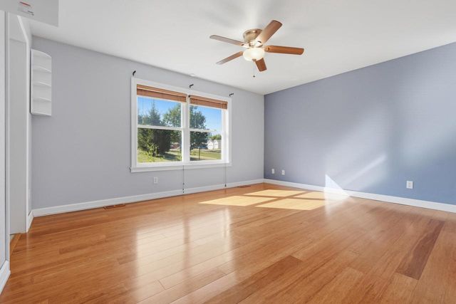 613 Lucky Trail, Mount Horeb, WI 53572