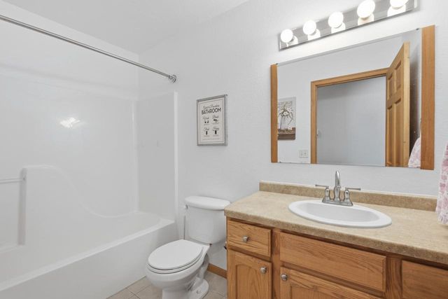613 Lucky Trail, Mount Horeb, WI 53572
