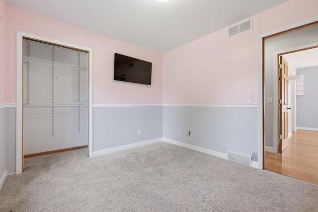 613 Lucky Trail, Mount Horeb, WI 53572