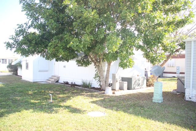 58009 Bahama Bay, Boynton Beach, FL 33436