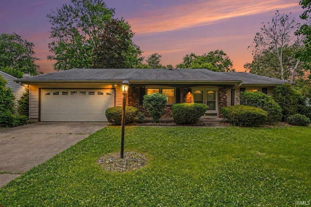 6227 York Road, South Bend, IN 46614