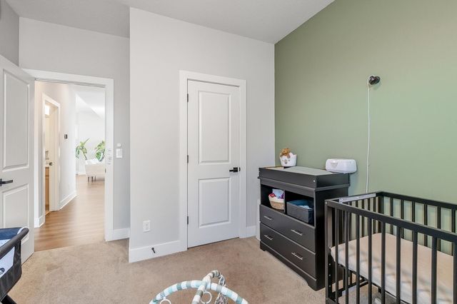 1209 E Prairie Hill Cir, Park City, KS 67219