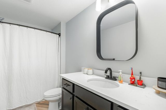 1209 E Prairie Hill Cir, Park City, KS 67219