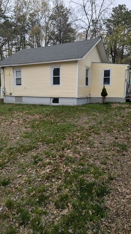 81 Arey St, Springfield, MA 01119