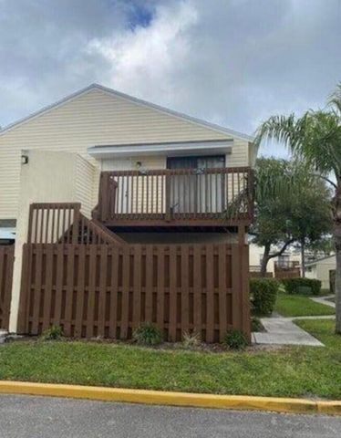 637 Executive Center Drive N205, West Palm Beach, FL 33401