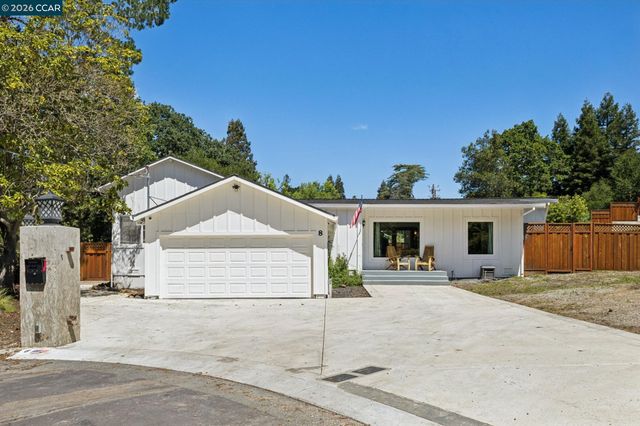 8 Evergreen Ct, Lafayette, CA 94595