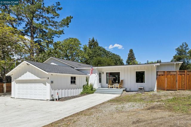 8 Evergreen Ct, Lafayette, CA 94595