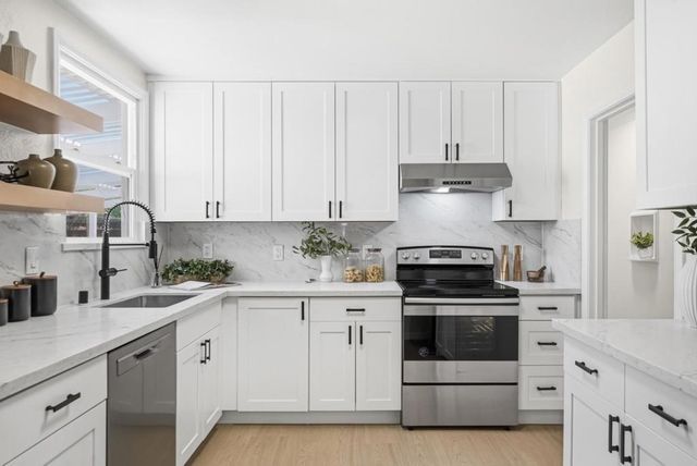 1162 Oliver Street, Redwood City, CA 94061
