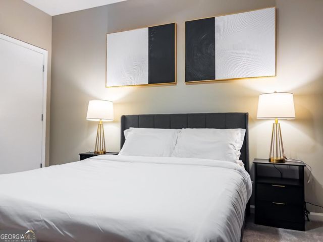 898 Oak Street SW 1211, Atlanta, GA 30310