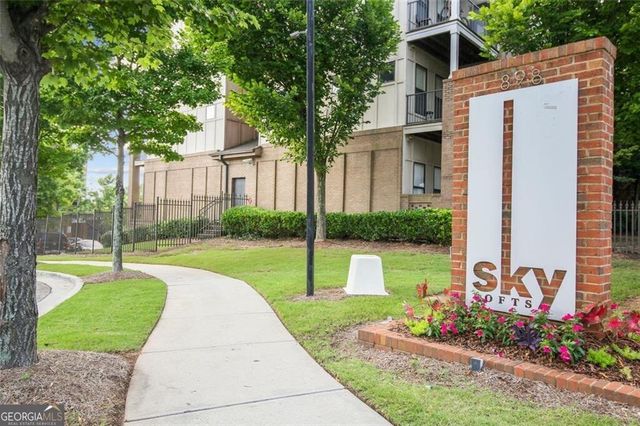 898 Oak Street SW 1211, Atlanta, GA 30310