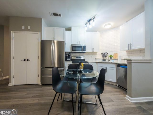 898 Oak Street SW 1211, Atlanta, GA 30310