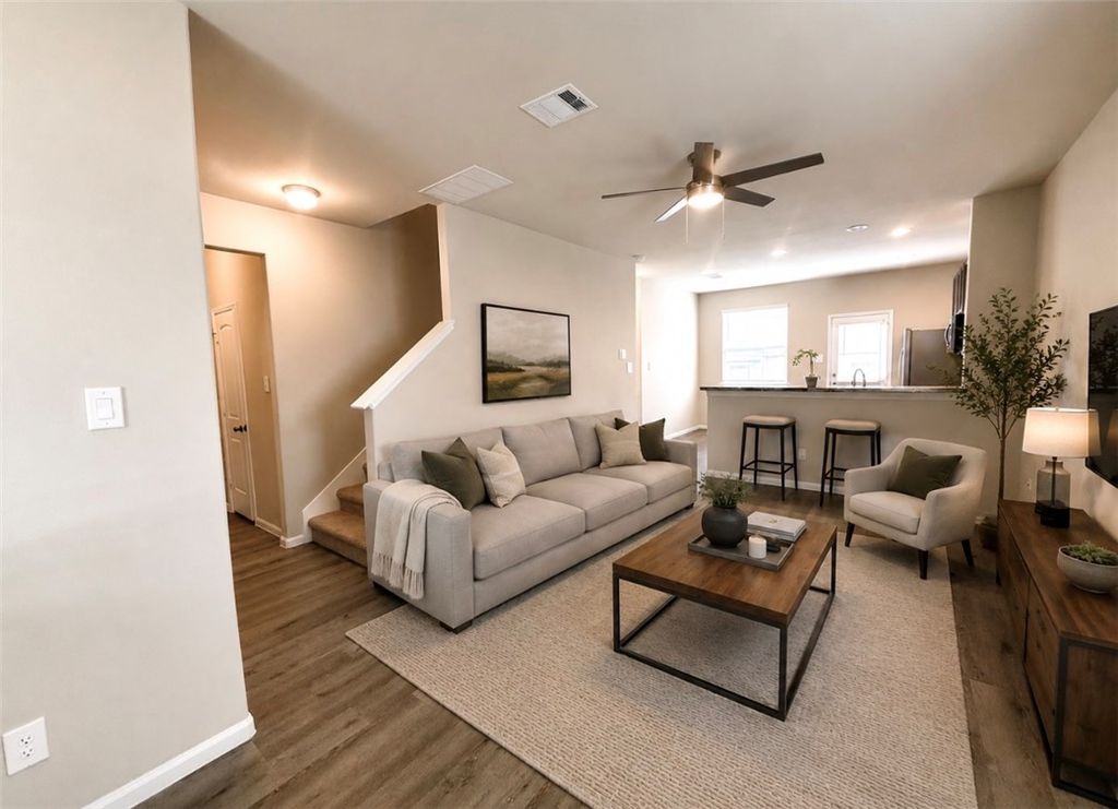 984 Rice, Bryan, TX 77803 — exterior