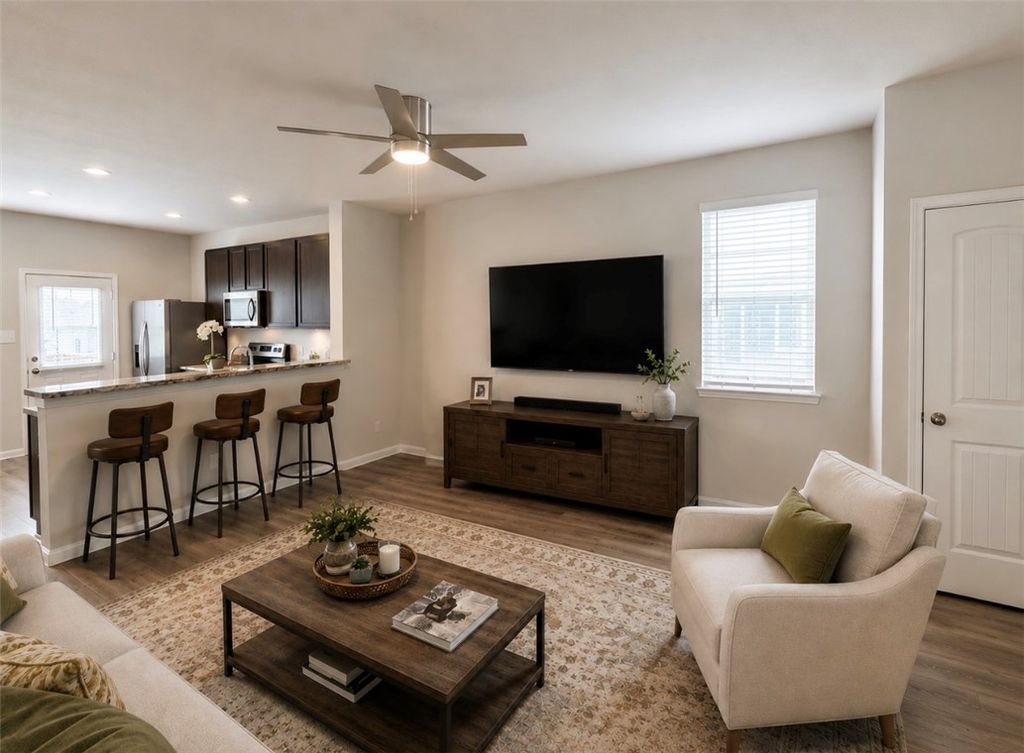 984 Rice, Bryan, TX 77803 — photo 3