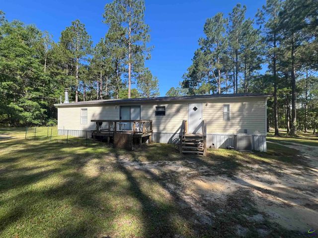 166 Pebble Hills Road, Cochran, GA 31014