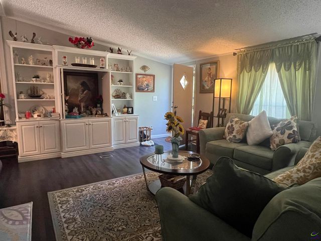 166 Pebble Hills Road, Cochran, GA 31014