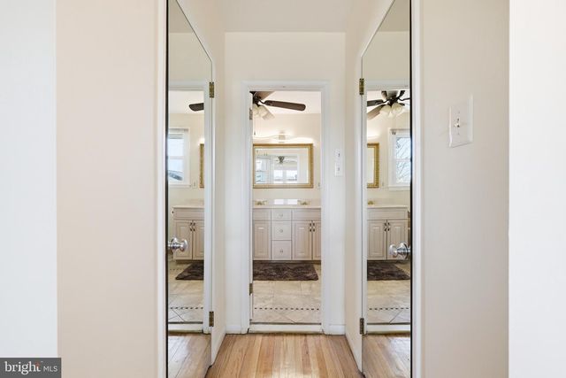 1087 ROBERTS RD, Warminster, PA 18974