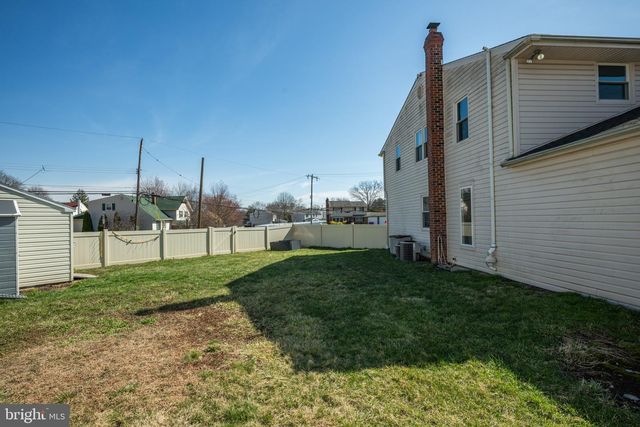 1087 ROBERTS RD, Warminster, PA 18974