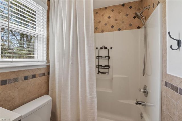 3373 Lynnhurst BLVD, Chesapeake, VA 23321