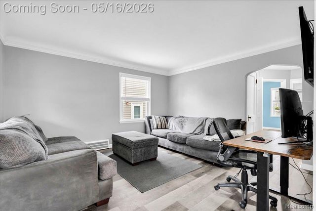 1174 Columbia Road, Berkley, MI 48072