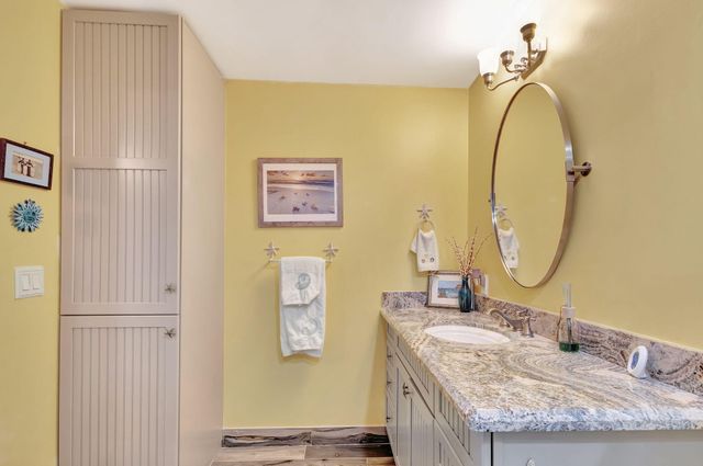 5510 N Ocean Drive 14d, Singer Island, FL 33404