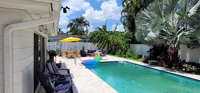 1279 86TH AVENUE N, St Petersburg, FL 33702