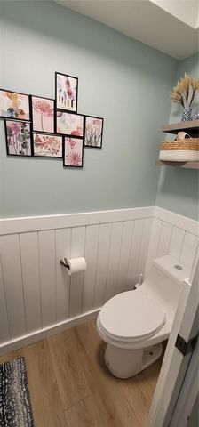 1279 86TH AVENUE N, St Petersburg, FL 33702