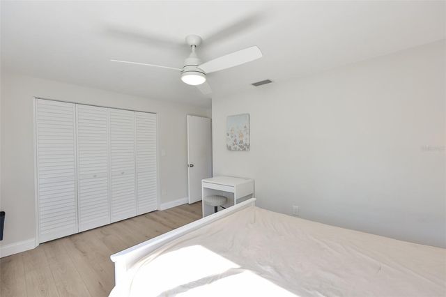 1279 86TH AVENUE N, St Petersburg, FL 33702