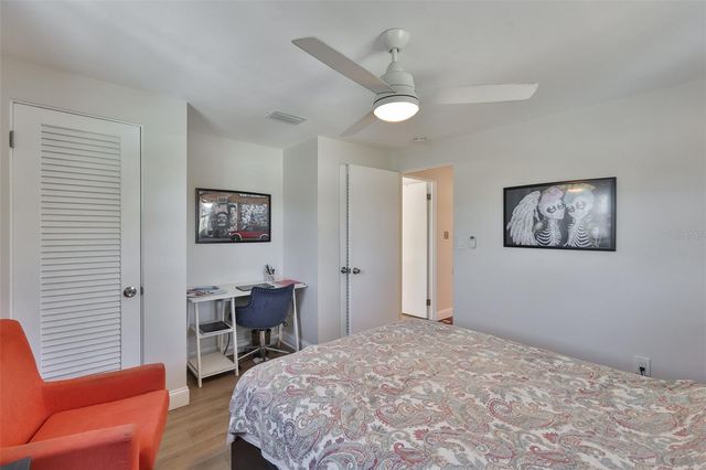 1279 86TH AVENUE N, St Petersburg, FL 33702