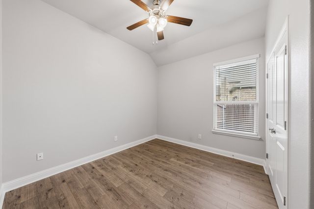 3724 Twin Pines Drive, Grand Prairie, TX 76065