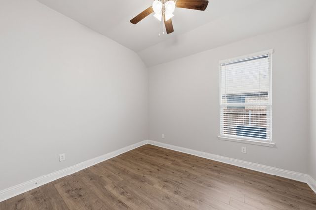 3724 Twin Pines Drive, Grand Prairie, TX 76065