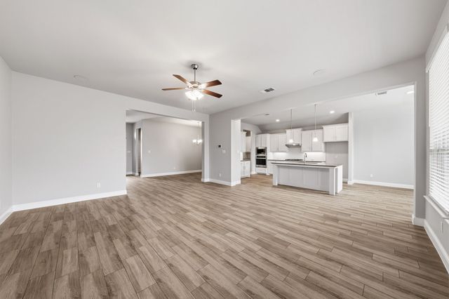 3724 Twin Pines Drive, Grand Prairie, TX 76065
