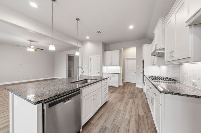 3724 Twin Pines Drive, Grand Prairie, TX 76065