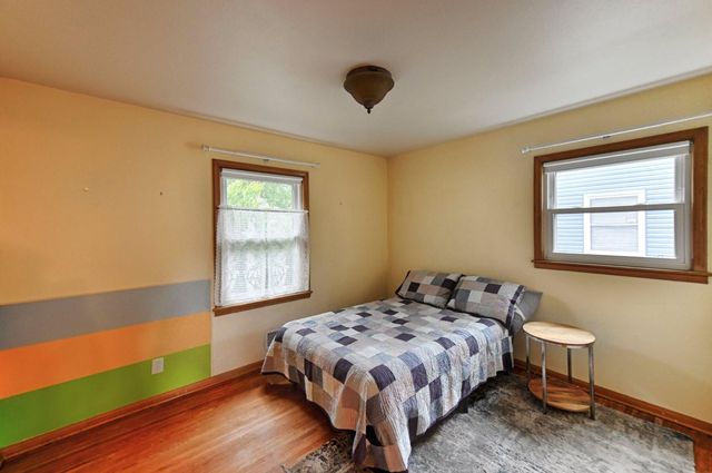 4906 Thomas Avenue N, Minneapolis, MN 55430