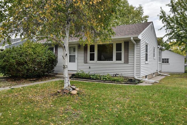4906 Thomas Avenue N, Minneapolis, MN 55430