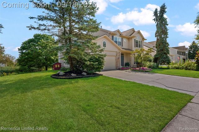 1030 Shetland Drive, South Lyon, MI 48178