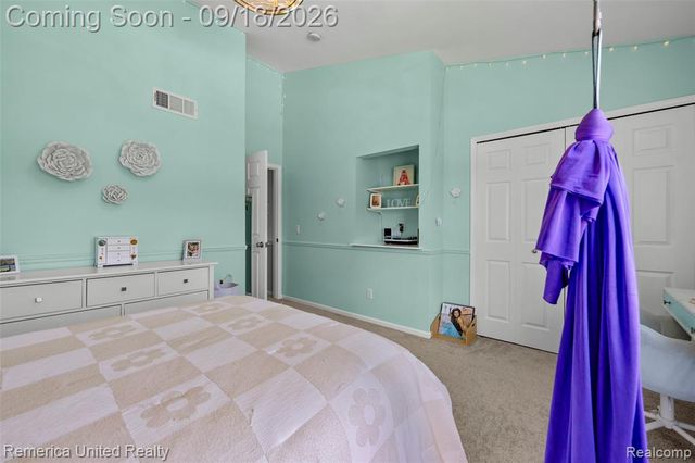1030 Shetland Drive, South Lyon, MI 48178