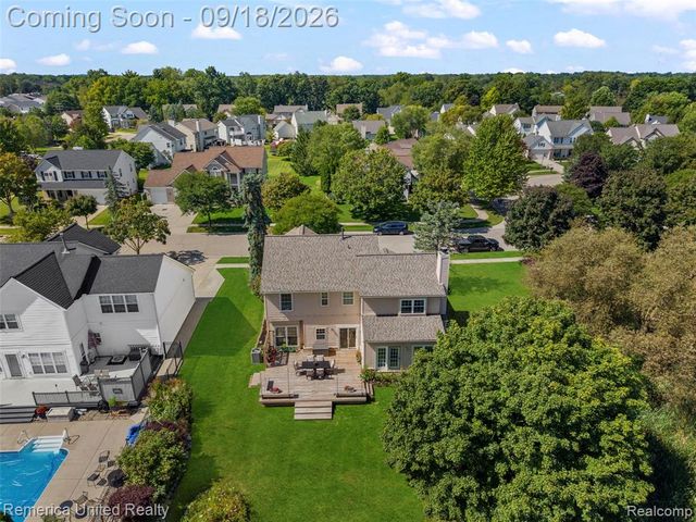 1030 Shetland Drive, South Lyon, MI 48178