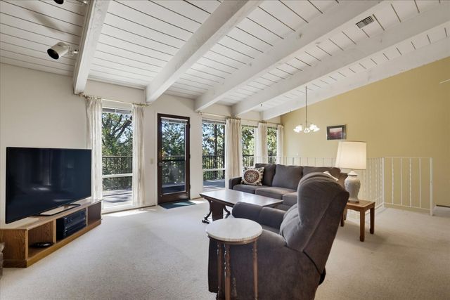 10655 E Piper Ln, Nevada City, CA 95959